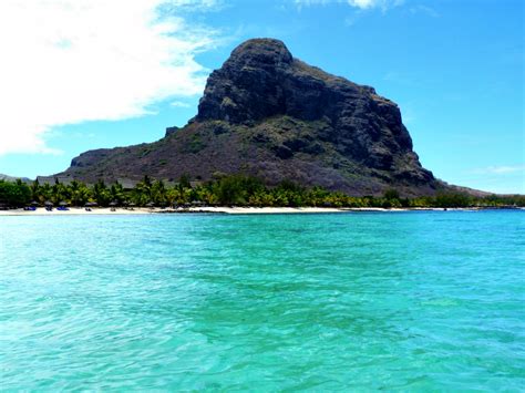 le morne travel guide     le morne sightseeings interesting places