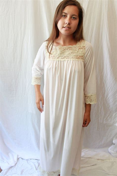 Vintage Nightgown With Lace Cold Summer Pinterest