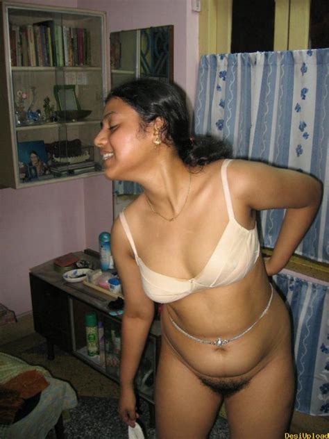 sexy indian sharee wearing aunty hd images