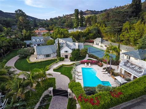 hollywood mansion  star studded history   sale