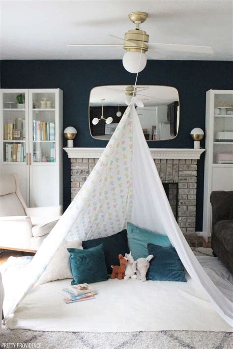 how to make an amazing blanket fort blanket fort cool