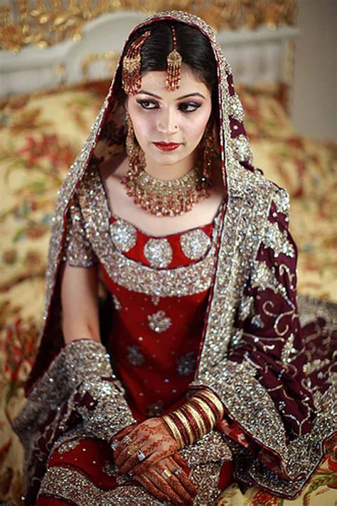 neo bollywood bridal dresses wedding wear mehndi latest jewelry designs necklaces earrings sets