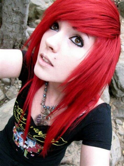 Pin By Sarah Wines On Hair And Beauty That I Love Red Scene Hair Emo