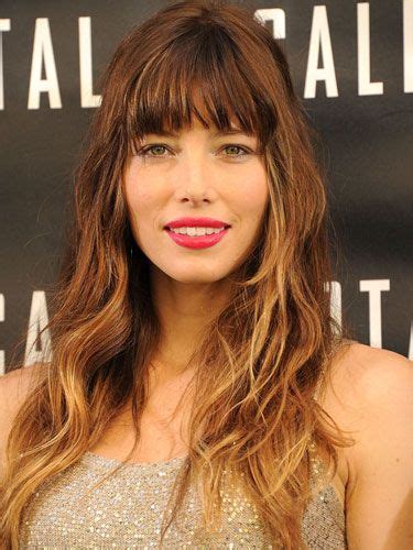 the best celeb hairstyles for every length capelli scuri colore