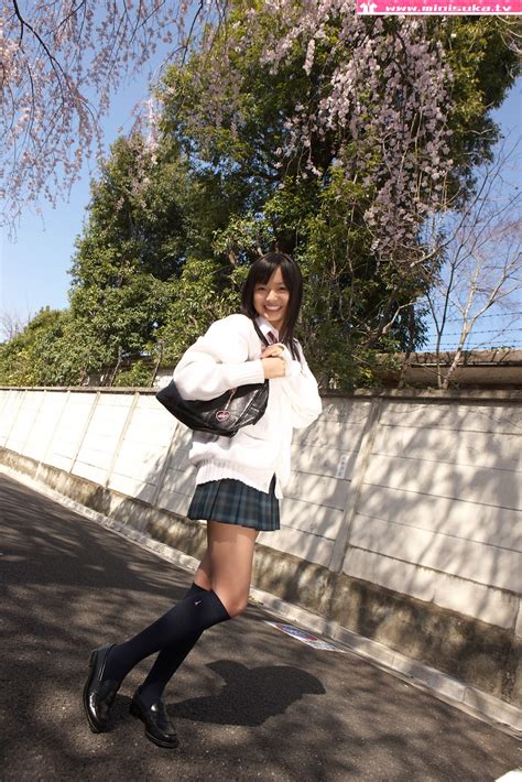 mayumi yamanaka japanese cute idol sexy schoolgirl uniform