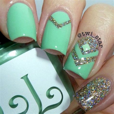 15 Nails That Show Off Your Love For Green