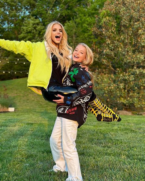 jessica simpson poses with look alike barbie daughter maxwell