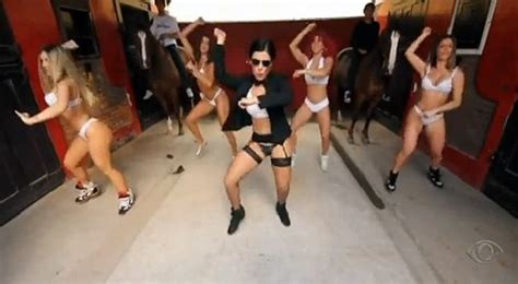 brazilian panicats gangnam style with more sexy and hot girls showbiz news video