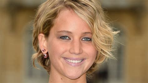 stolen nude photos of jennifer lawrence leaked online by
