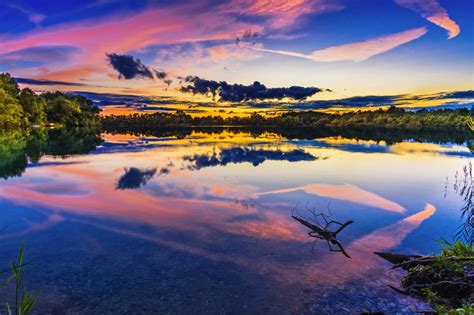gratis afbeeldingen natuur hemel wolk reflectie water wildernis dageraad fjord meer