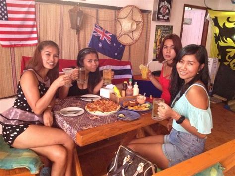 thai girls enjoying a pizza picture of los amigos udon thani tripadvisor