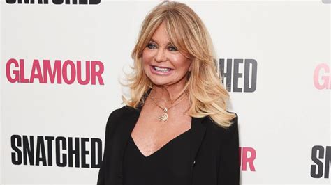 why goldie hawn took a 15 year break from movies abc news