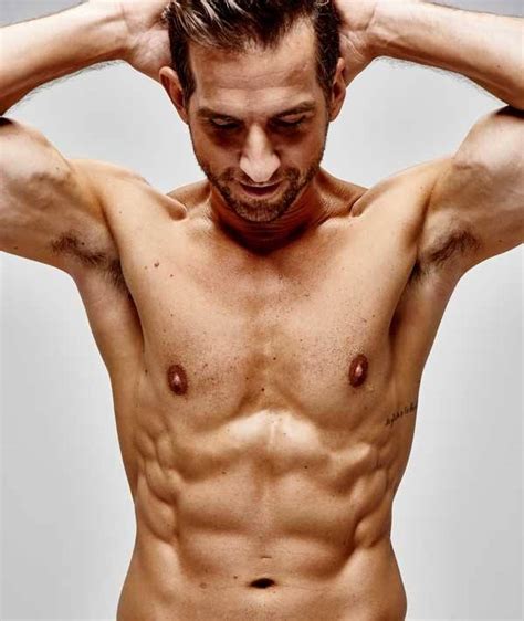 10 tips for skinny guys to get abs and six packs complete guide