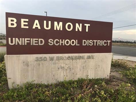 Sex Threats And Punching Beaumont High S Most Scandalous Year