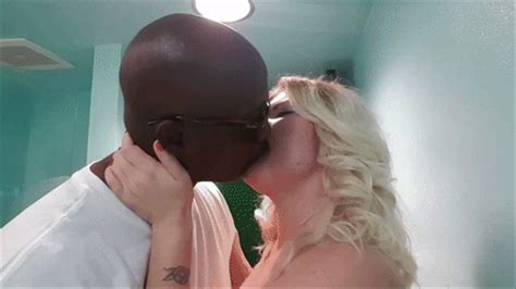 bdsm interracial sex moms 1st interracial kiss hd bbc bj
