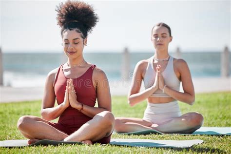 yoga praying pose  couple  friends  women  zen fitness