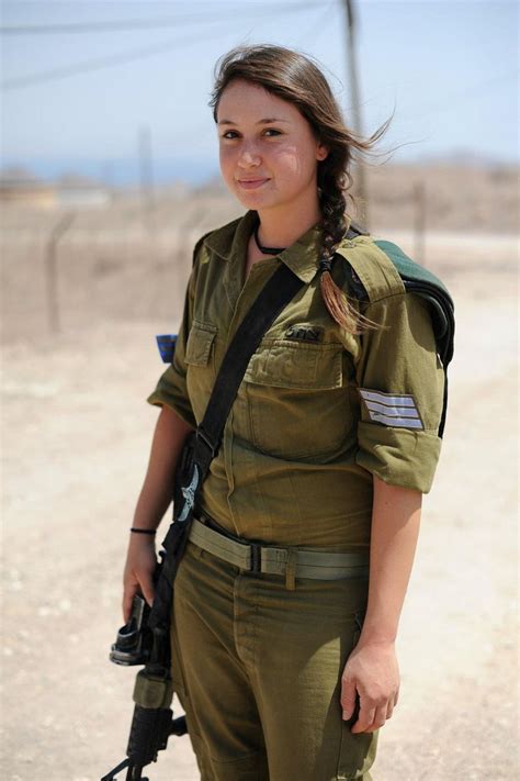 women of the idf another cute woman of the idf women soldiers pinterest the o jays cute