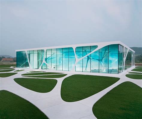 The Leonardo Glass Cube A Work Of Art Organic Architecture