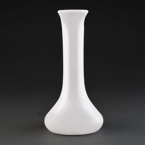 white plastic bud vase pack