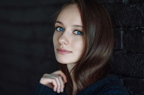 blue eyed long haired anna pavlova brunette russian model girl