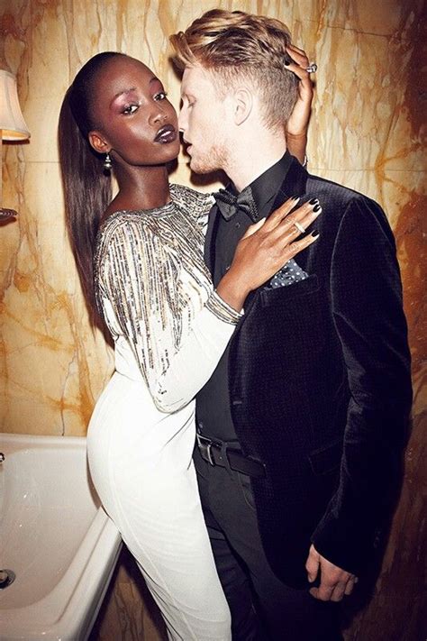 Pin By Kristen On W 3 M A D 3 G R 3 Y Interracial Couples
