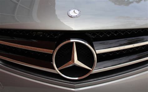 Mercedes Grille Lancescurv Bold Raw And Uncut