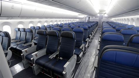 court rules faa  review seat sizes legroom  planes