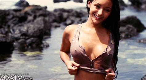 melanie iglesias s find and share on giphy