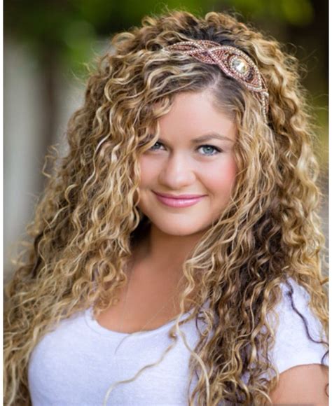 cute curly hairstyles natural curly hair pinterest