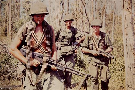 photographs   vietnam war   american soldiers shines