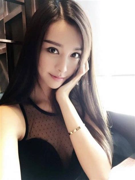 pretty asian babe snaps beautiful selfie selfie