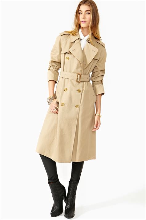 Nasty Gal Burberry Trench Coat In Vintage Natural Lyst