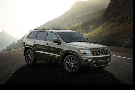 jeep grand cherokee improves mpg adds engine stop start