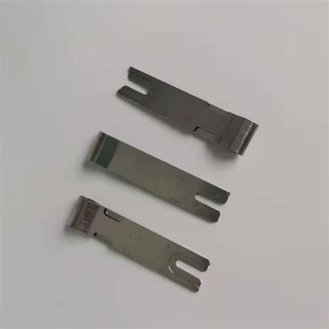 Galvanized Steel Flat Spring Clip Rc Hardware Manufacturer