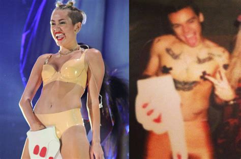 but did he twerk one direction s harry styles wears nude hotpants for miley cyrus costume