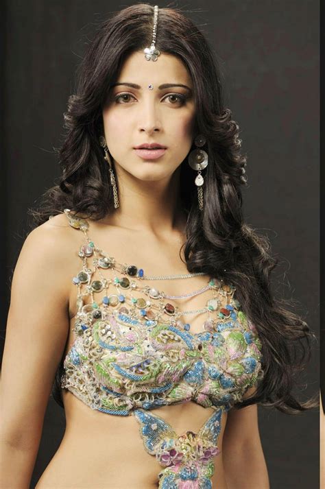 south indian actress shruti haasan hot pictures