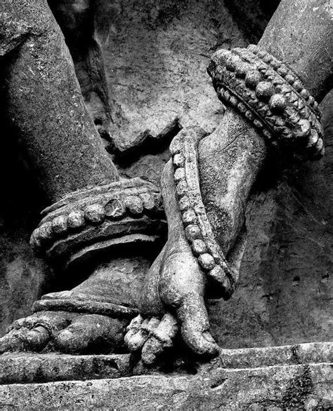 pin by kata voloncs on legs indian sculpture indian sculpture