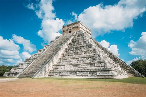 mayan ruins  mexico archeological sites pyramids