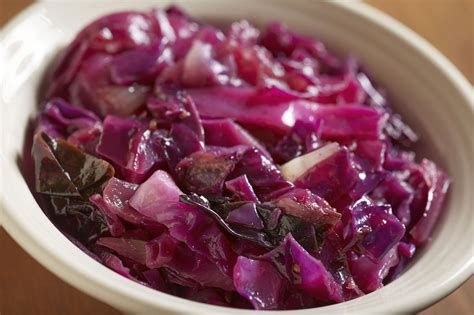 polish red cabbage czerwona kapusta zasmazana recipe