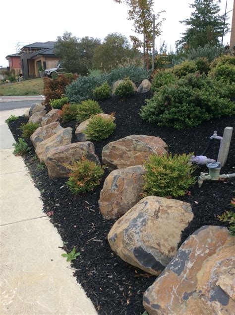 date pic retaining walls  hill tips   landscaping