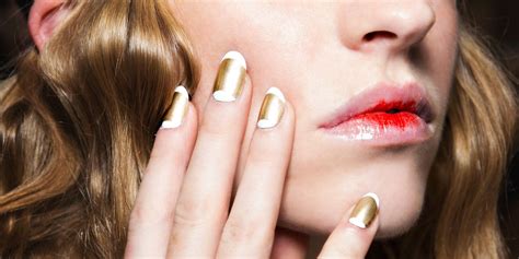 15 Best Gold Nail Polish Colors Glittery Nail Hues You Can Pull Off