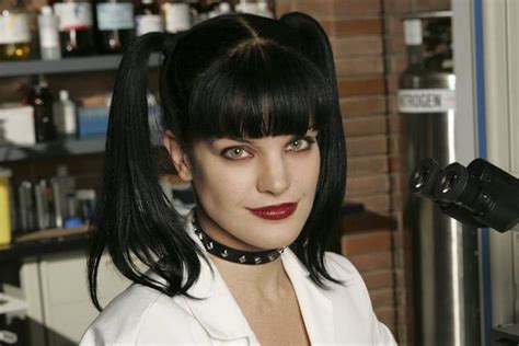 pauley perrette attacked ‘ncis star ‘nearly died from homeless man s assault hollywoodlife