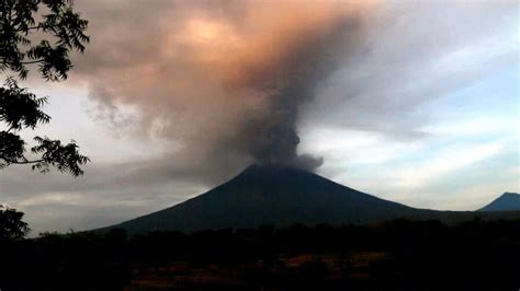 volcano erupts on island of bali triggering mass evacuations