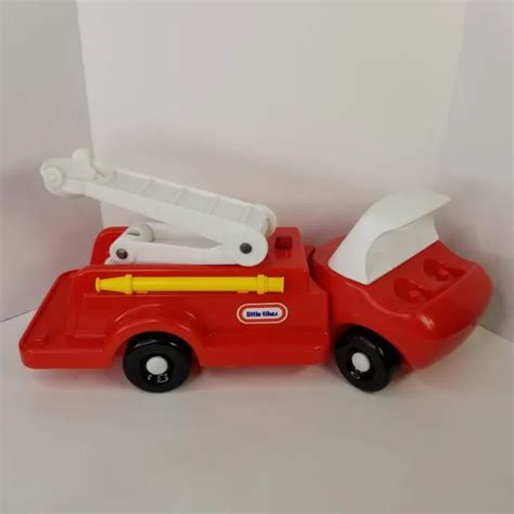 vintage  tikes toddle tots red fire truck toy chunky people