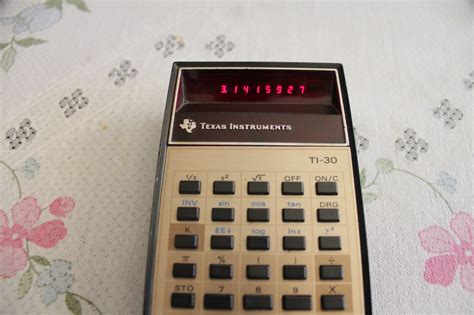 retro game  reviving   texas instruments ti  scientific calculator