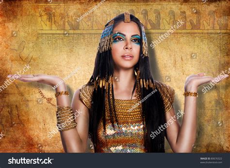 Beautiful Ancient Egyptian Woman