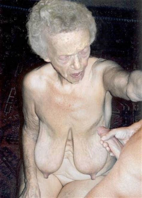 ht18 in gallery granny oma hanging tits picture 18 uploaded by grannycuntlover on
