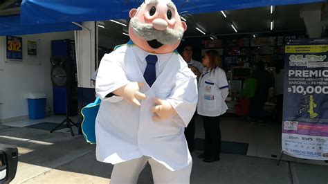 farmacia similares lo mismo pero mas barato dr simi mascot dance    pharmacy