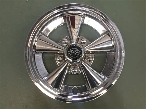 chrome wheel trim set