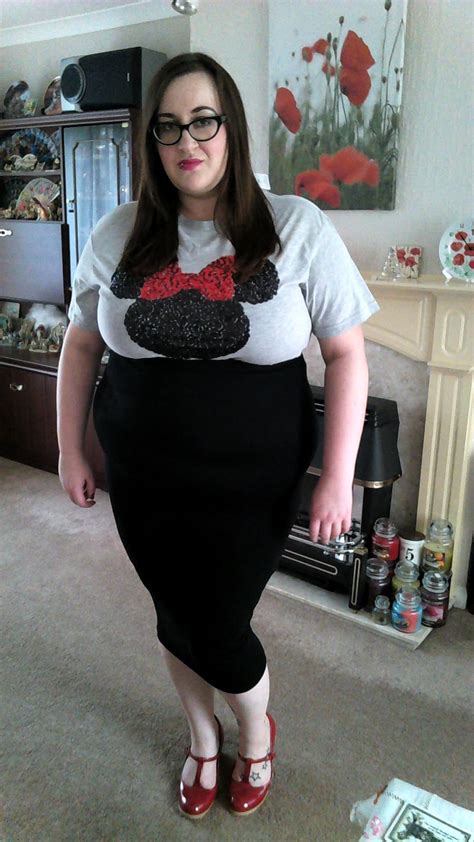 Minnie Mouse Does My Blog Make Me Look Fat
